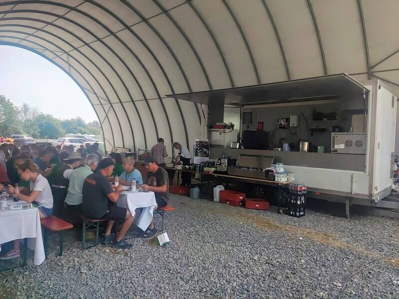 Live-Cutting: Frischer Braten