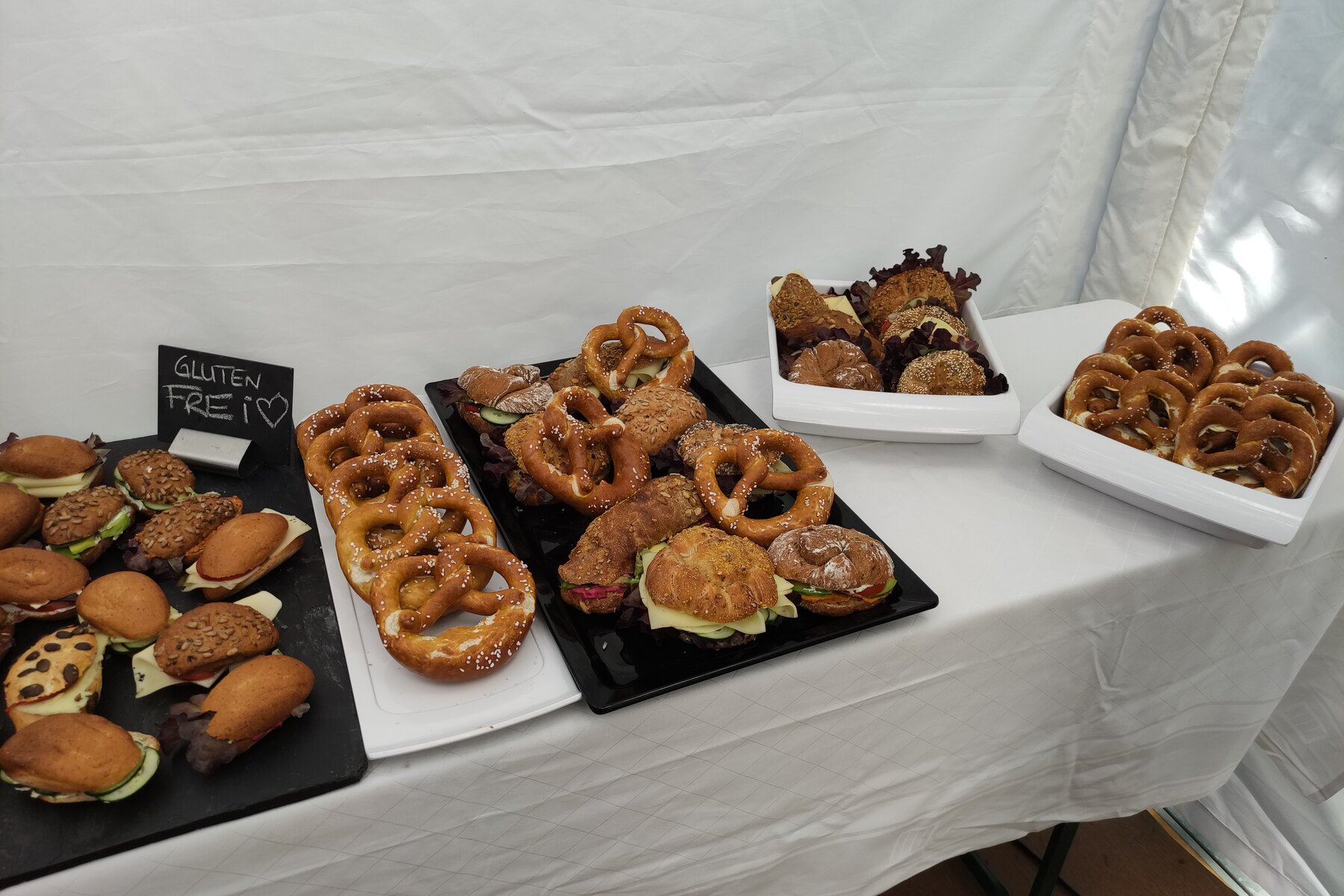 Business-Lunch & Meeting-Snack